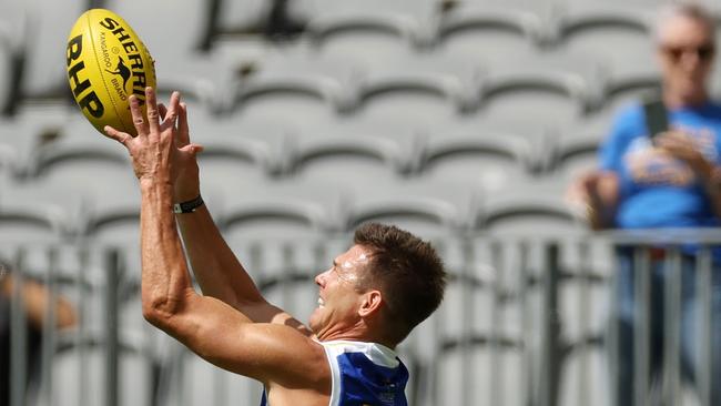 Ben Cousins in action during the kick-off game prior to West Coast vs GWS. (Photo by Will Russell/AFL Photos via Getty Images)