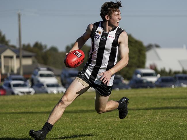 Narre Warren player Joshua Tonna. Picture: Valeriu Campan