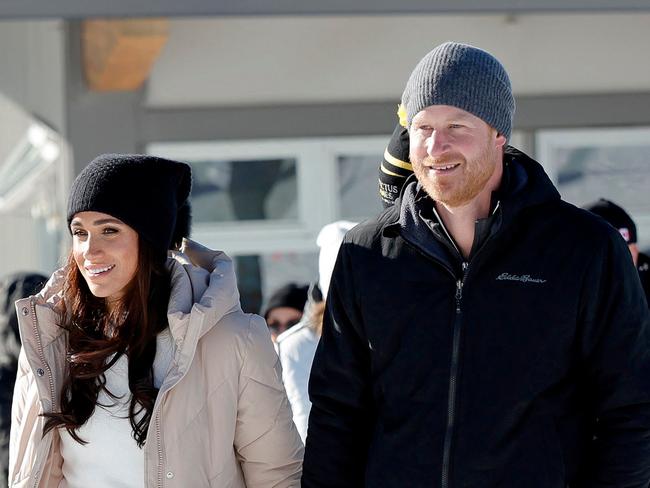 WHISTLER, BRITISH COLUMBIA - FEBRUARY 14: (L-R) Meghan, Duchess of Sussex and Prince Harry, Duke of Sussex attend Invictus Games Vancouver Whistlers 2025's One Year To Go Winter Training Camp on February 14, 2024 in Whistler, British Columbia.   Andrew Chin/Getty Images/AFP (Photo by Andrew Chin / GETTY IMAGES NORTH AMERICA / Getty Images via AFP)