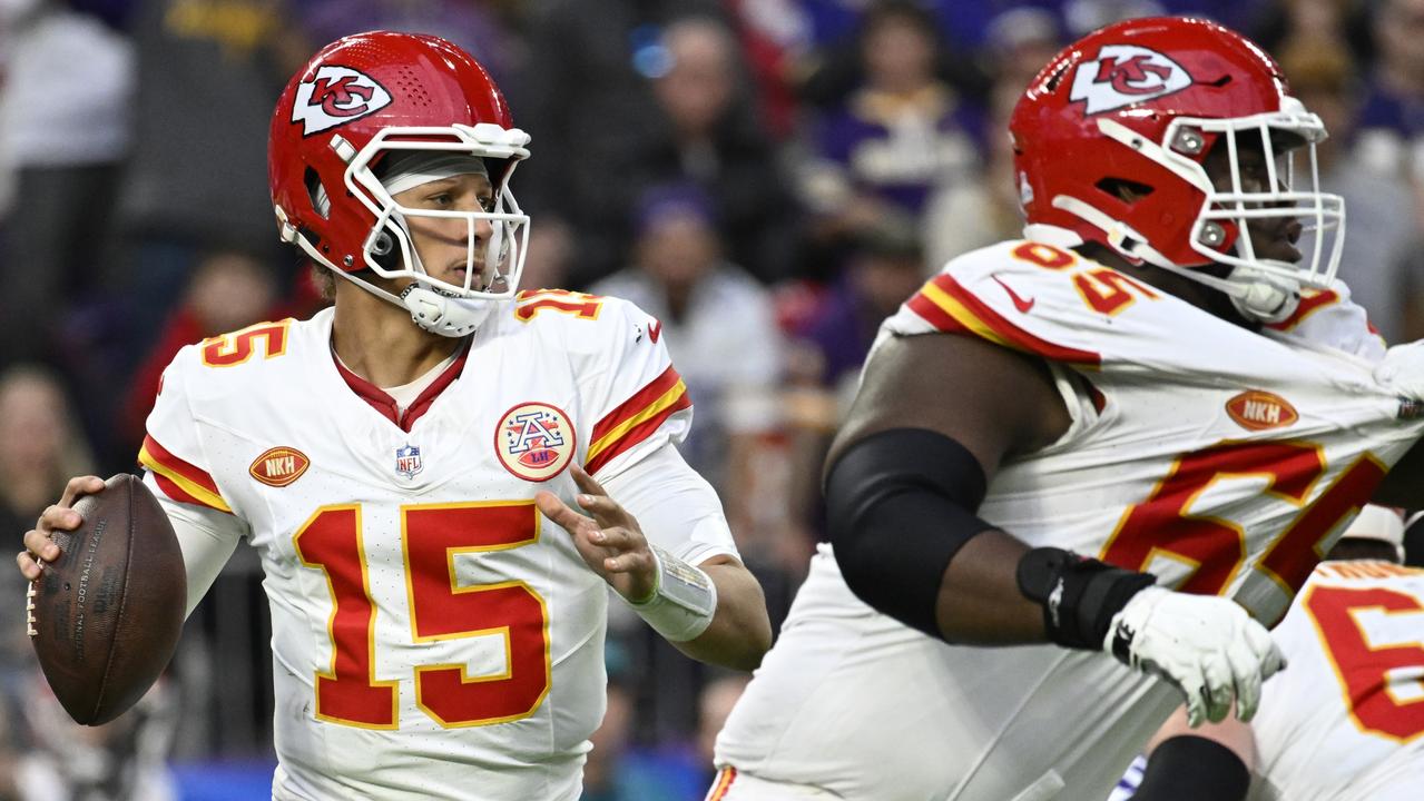 Raiders vs Chiefs live score & H2H