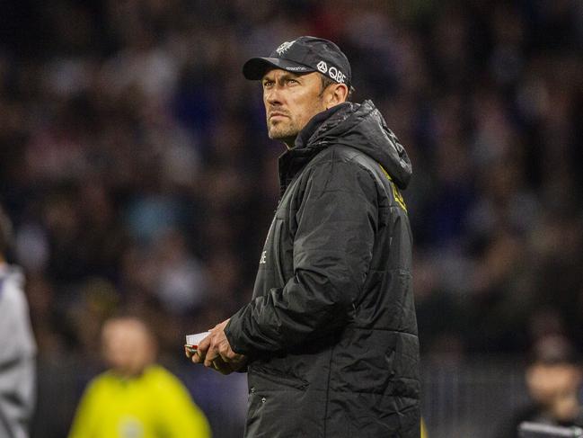 Tony Popovic coach of the Perth Glory during the friendly match between Perth Glory of Australia and Chelsea FC of England at Optus Stadium in Perth, Monday, July 23, 2018. (AAP Image/Tony McDonough) NO ARCHIVING, EDITORIAL USE ONLY