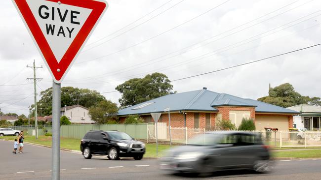 Give way signs have been replaced with stop signs and advance warning signs at the notorious intersection at the corner of Crawford Rd and Coveny St. Picture: Angelo Velardo