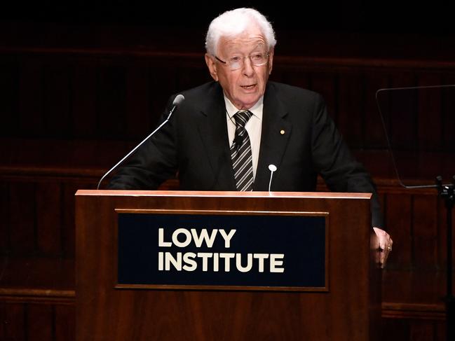 Frank Lowy has shared a deeply personal message. Picture: AAP