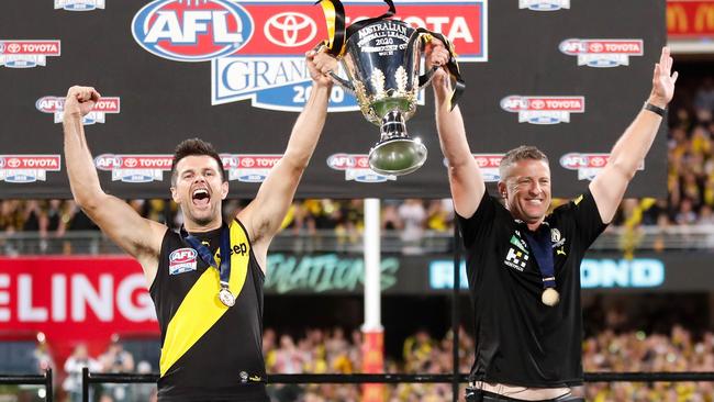 Trent Cotchin and Damien Hardwick won a night grand final in 2020. Picture: Michael Willson/AFL Photos via Getty Images