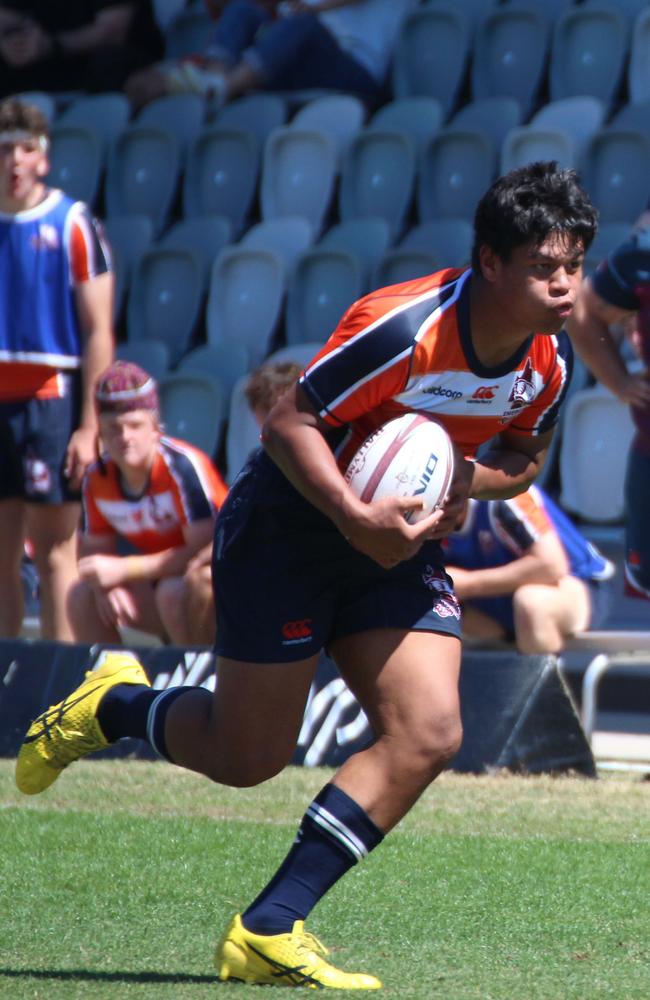 Emerging Reds Cup day 1 action between SEQ and Brisbane Grey in the Under 15s.