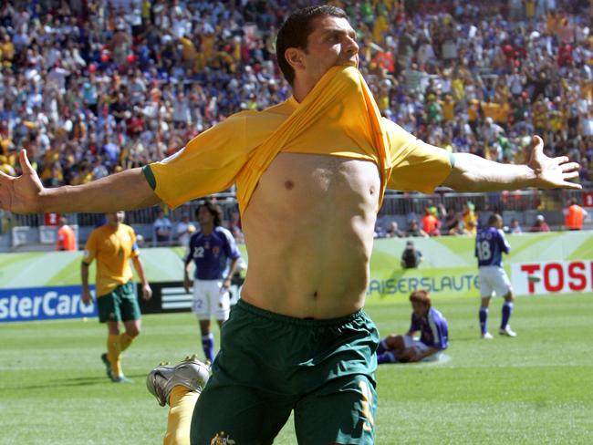 Player John Aloisi after scoring goal.Soccer - Australia Socceroos vs Japan World Cup match in Kaiserslautern, Germany 13 Jun 2006. a/ct/Soccer/World/Cup