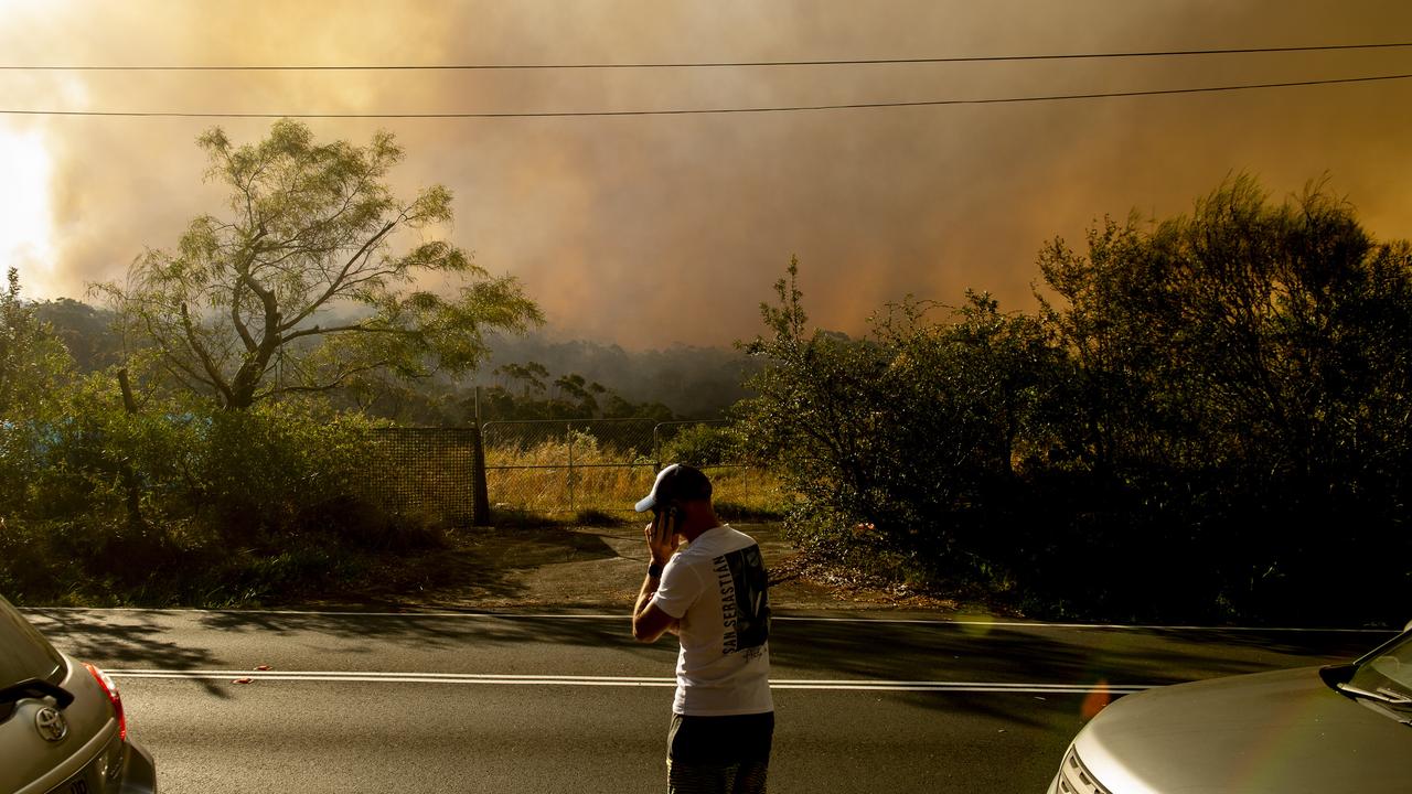 Bushfire caused major concern for residents as it ran through bushland on Northern Beaches.Picture: NewsWire / Jeremy Piper