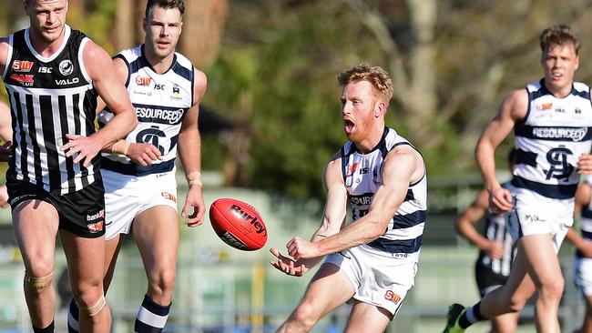 South's Nicholas Liddle fires out a handpass on Saturday. Picture: Tom Huntley