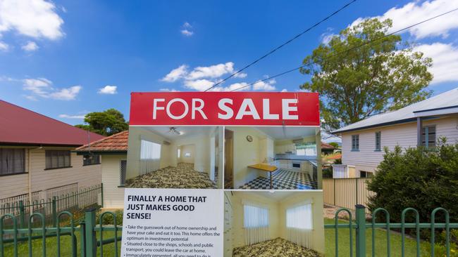 Generic realestate images from the Queensland suburb of Stafford, in Brisbane, Saturday, January 6, 2018. (AAP Image/Glenn Hunt) NO ARCHIVING