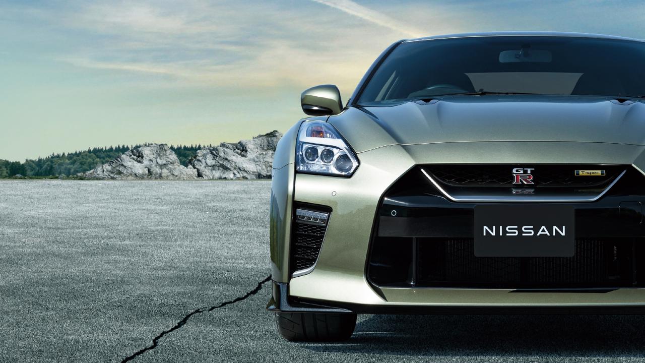 2020 Nissan GT-R Will Have Hypercar Performance,Expert Predicts