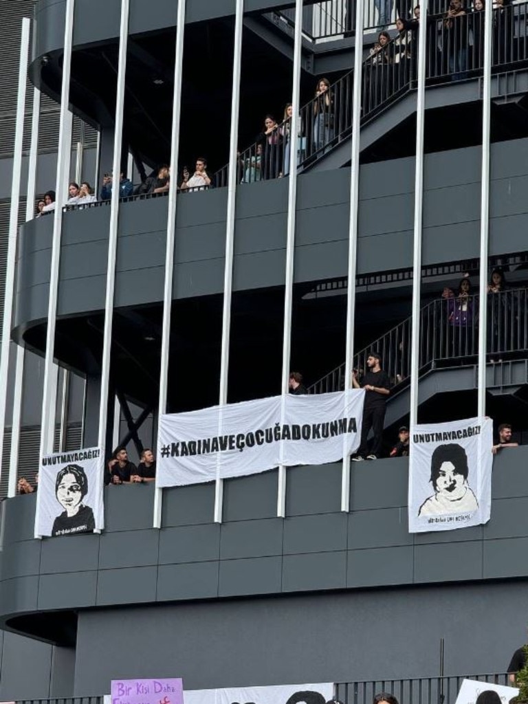 Women held up banners reading “we are not in mourning; we are in rebellion”. Picture: X/ solcugazete