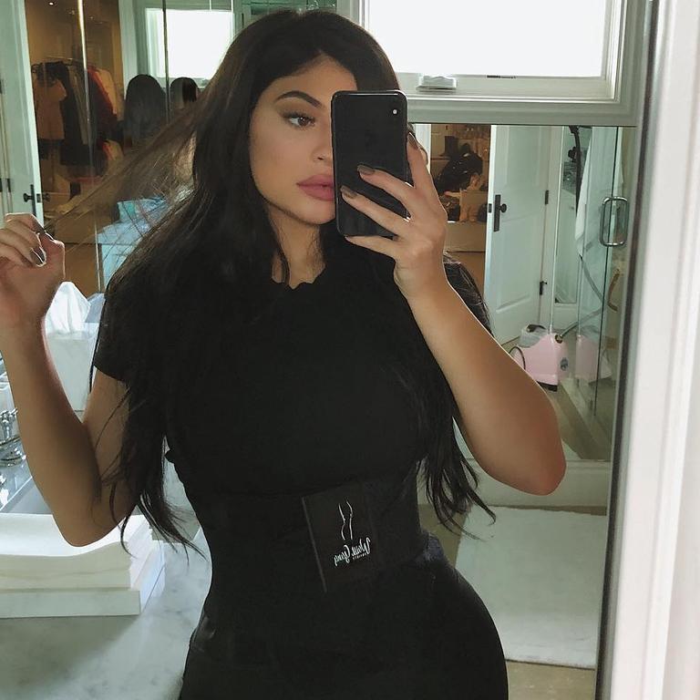 Kim kardashian waist online belt