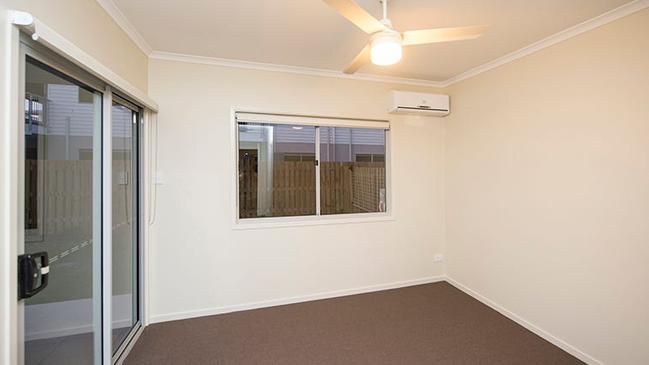 19A/1 Collins Lane, Kin Kora.