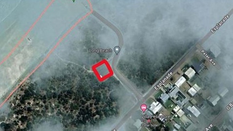 Robe Surf Life Saving Club wants to build a new facility at a carpark off Long Beach. Picture: Surf Life Saving Australia