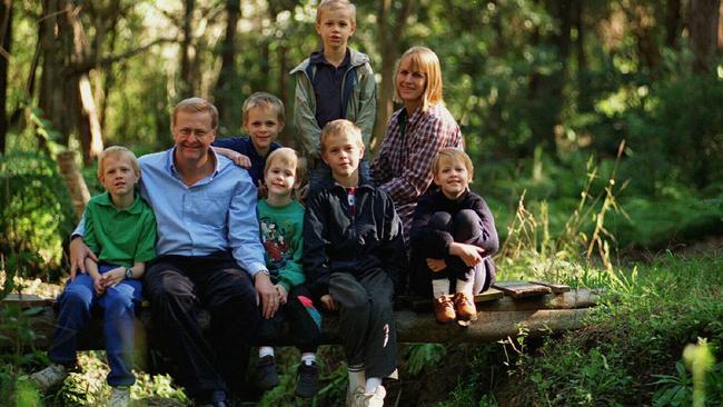 Coates with now former wife Pauline and children Simon, Paul, Philip, Christopher, Tim and Fiona in 1997.
