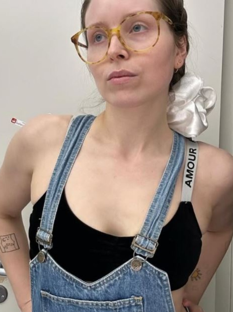 The actress promised to only share photos of herself in various “magical” styles and positions.