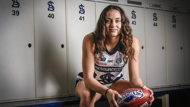 South Adelaide's Indy Tahau is off to Brisbane. Picture: Roy VanDerVegt/AAP