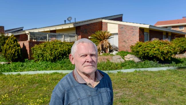 Neighbour Peter Rusby at West Lakes. Picture: NCA NewsWire / Brenton Edwards