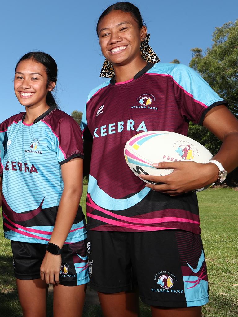 Miya Rapana-Faifua and Chantay Ratu at Keebra Park's Sports Fields. Photograph : Jason O'Brien