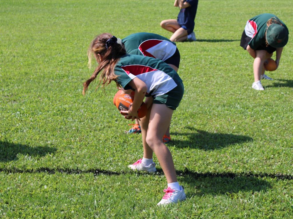 Mega Gallery: Adelaide Crows AFLW stars mix it with Whitfield State School  | The Advertiser