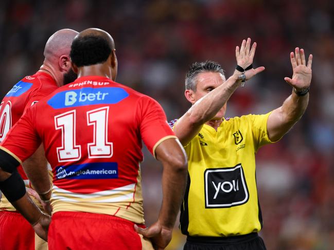 Felise Kaufusi is sent to the sin bin against the Broncos. Picture: NRL photos