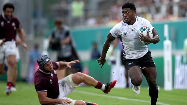 Fiji’s Frank Lomani sprints down the touch line. Pic: Getty Images