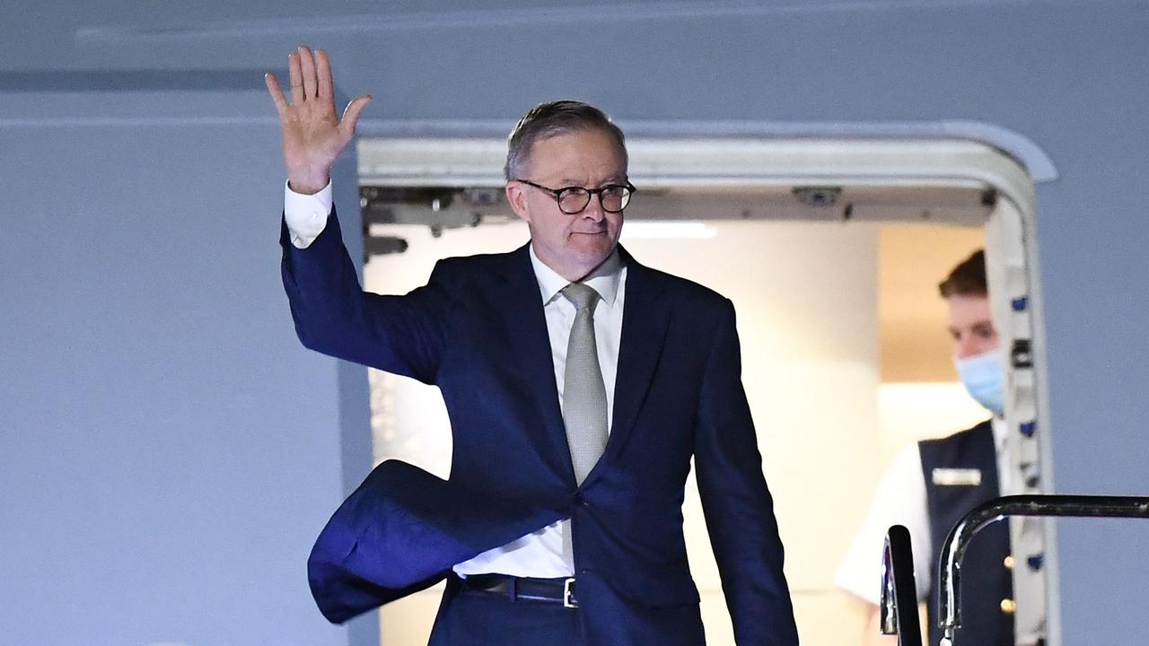 Mr Albanese arrives at Haneda airport in Tokyo. Picture: AFP