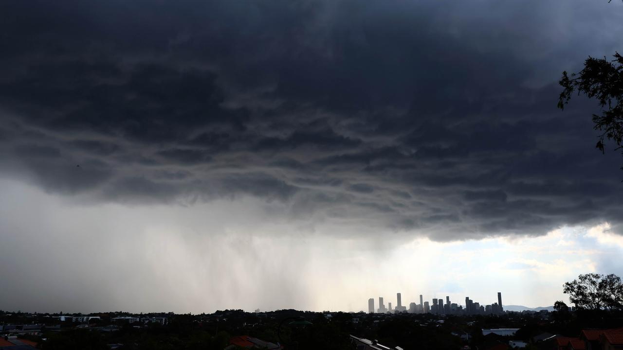 A dangerous storm moved through south east Queensland bringing destructive winds and large hail. Picture: NewsWire/Tertius Pickard