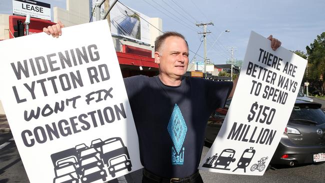 Some residents are protesting the widening of Lytton Rd. Picture: Elise Searson