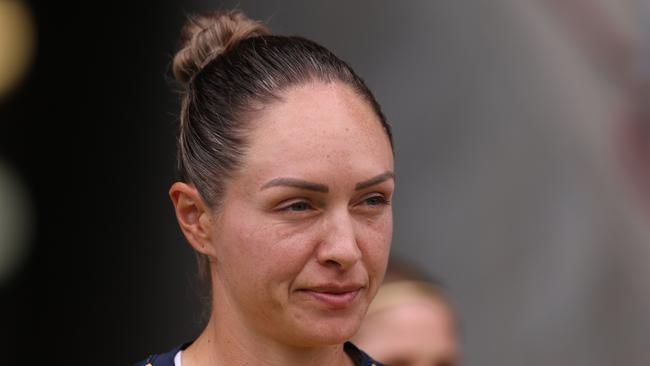 NEWCASTLE, AUSTRALIA - JANUARY 28: Kyah Simon of the Mariners walks up for warm up during the A-League Women round 14 match between Newcastle Jets and Central Coast Mariners at No. 2 Sports Ground, on January 28, 2024, in Newcastle, Australia. (Photo by Scott Gardiner/Getty Images)