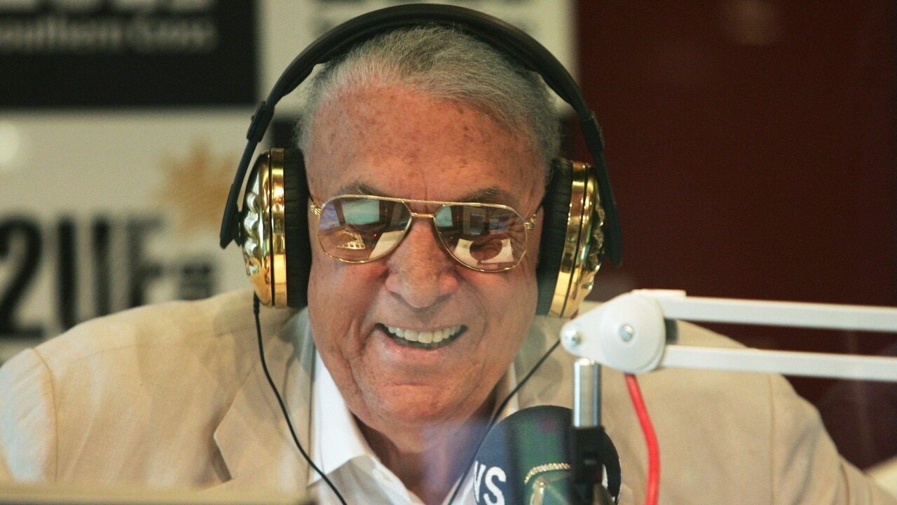 Radio legend John Laws announces retirement