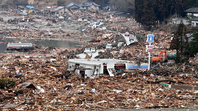 Fear and confusion overwhelm survivors of Japan’s tsunami disaster ...