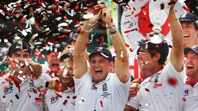 Former England captain Andrew Strauss has been sounded out about the CEO job with Cricket Australia.