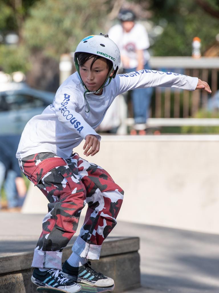 Ryan Wong pictured competing at Berowra skate park at the skate, scooter and BMX battle royale. (AAP IMAGE / MONIQUE HARMER)