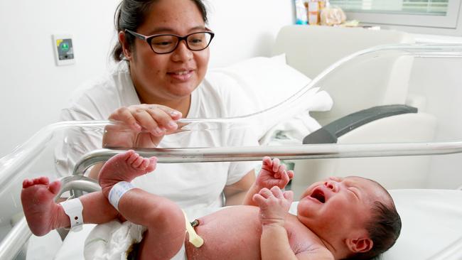 Eloise KO was born on Thursday, January 4 at Royal North Shore Hospital. Pictured with her mum, Frances. Picture: Toby Zerna