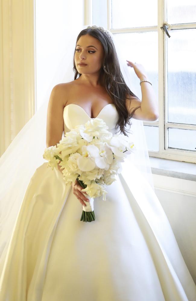 Priscilla Giannarelli married Anthony Licuria in a heavenly gown. Picture: APL Photography