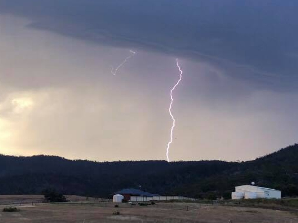 Lightning strike in the Southern Midlands. Picture: Jez Price