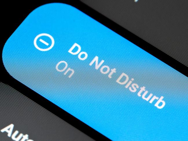 Dr Williams suggests using the ‘Do Not Disturb’ feature on your phone and setting specific check-in times for notifications. Picture: iStock