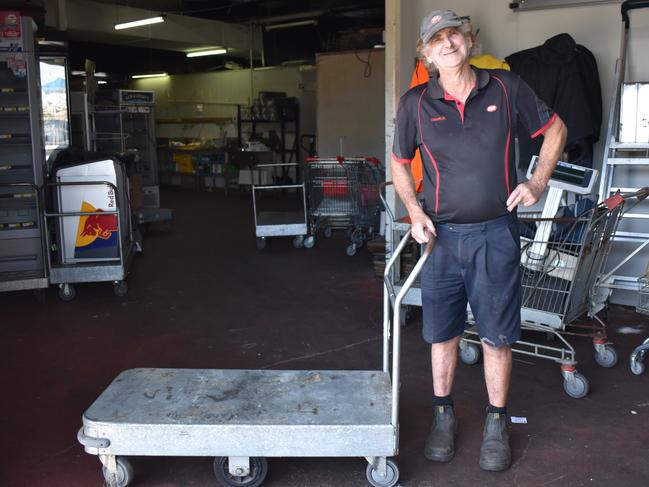 Charlie Dunnett on his last ever shift at the IGA store on Shakespeare St, having worked at the supermarket for 37 years. Picture: Heidi Petith