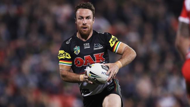 Penrith's James Maloney during NRL match between the Penrith Panthers and St.George-Illawarra Dragons at Penrith Stadium. Picture. Phil Hillyard