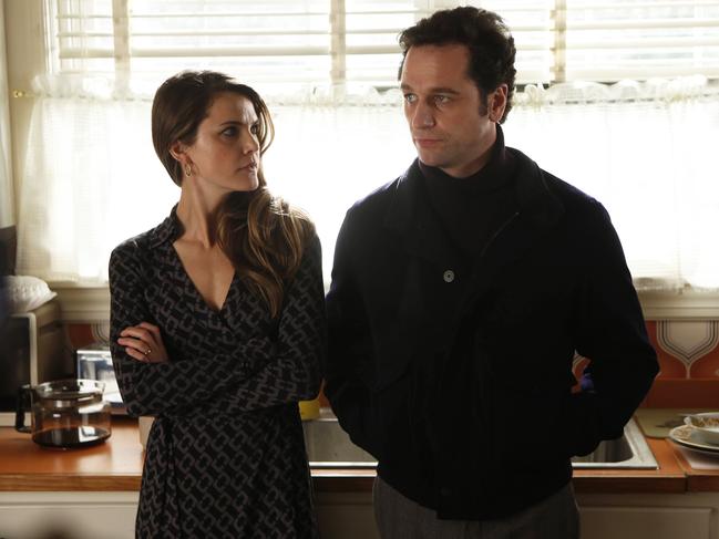 Keri Russell, Matthew Rhys in The Americans.