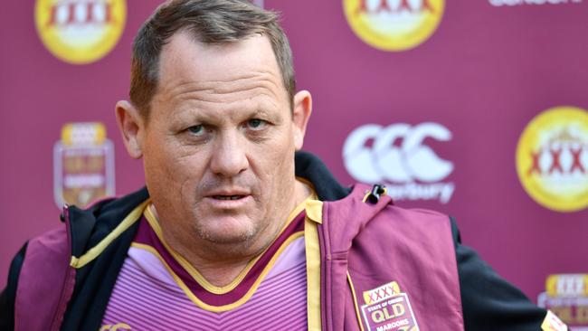 Should Kevin Walters take the plunge into NRL coaching? (AAP Image/Darren England)