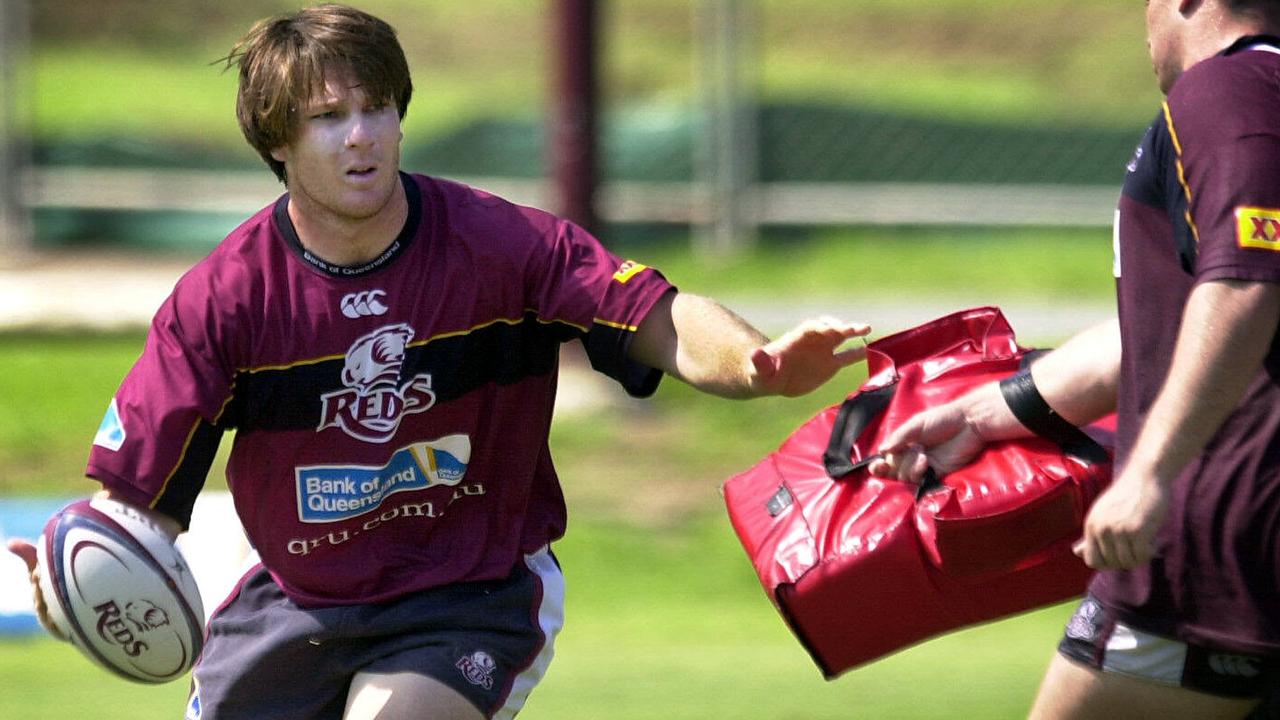 JANUARY 28, 2004: Daniel Heenan during Queensland Reds Super 12 training run at Ballymore in Brisbane, 28/01/04. Pic David Sproule. Rugby Union