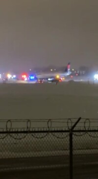 Plane Slides Off Taxiway at Minnesota's Minneapolis-St Paul