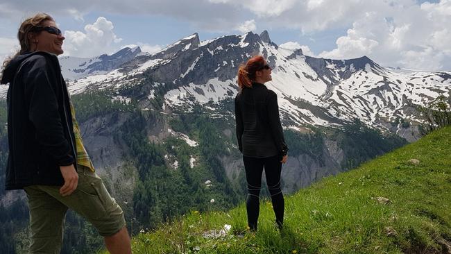 Alex Yaschenko (left) was injured in a paragliding accident in Pakistan.