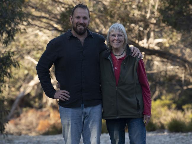 Dr Peggy Rismiller and Paul West in a scene from Back Roads on Kangaroo Island.