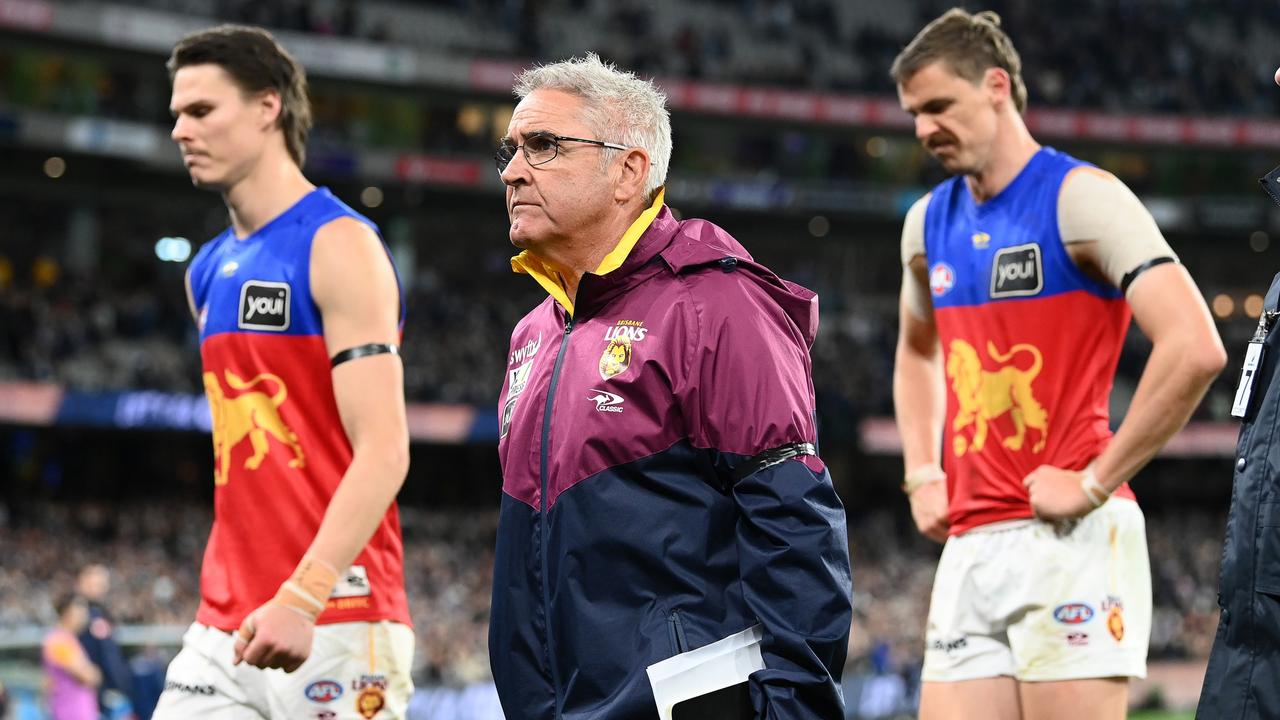 Brisbane throws support behind ‘father figure’ Fagan after Hawks racism report claims – Fox Sports
