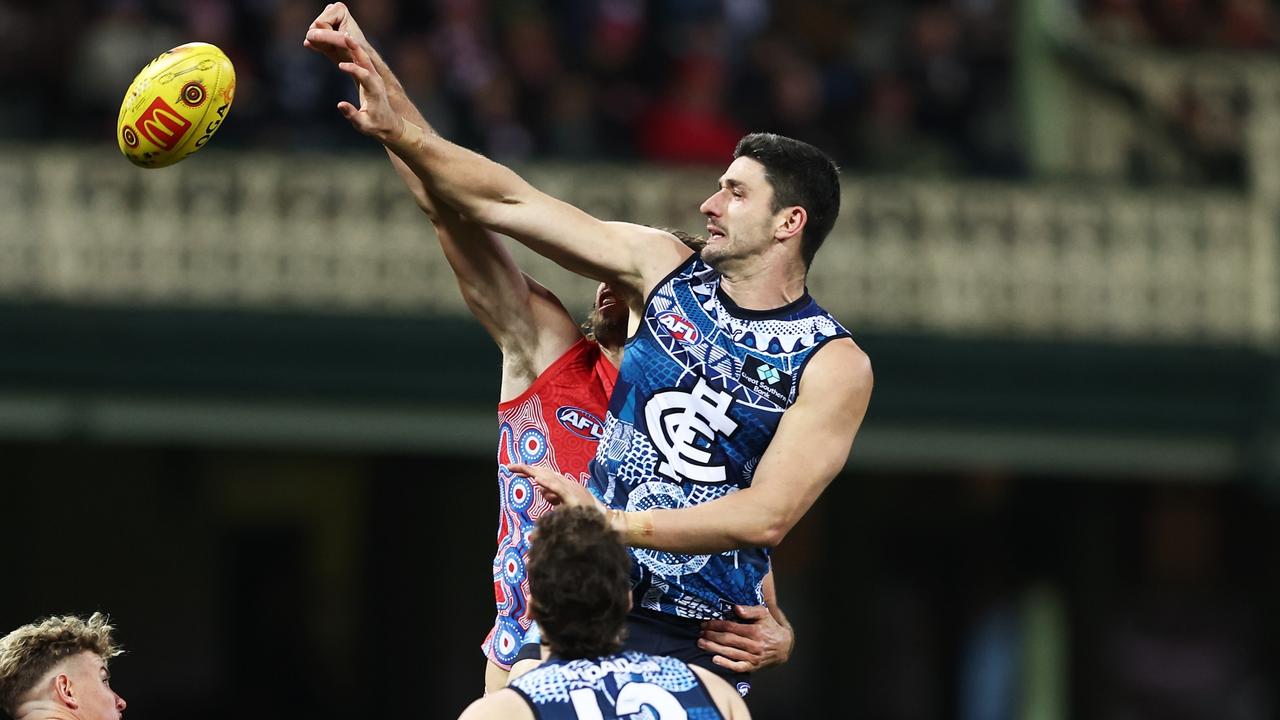 First choice Blues ruckman Marc Pittonet will be tested on Thursday as he tries to overcome a broken hand in time to face the Bombers on Sunday night. Picture: Matt King / Getty Images