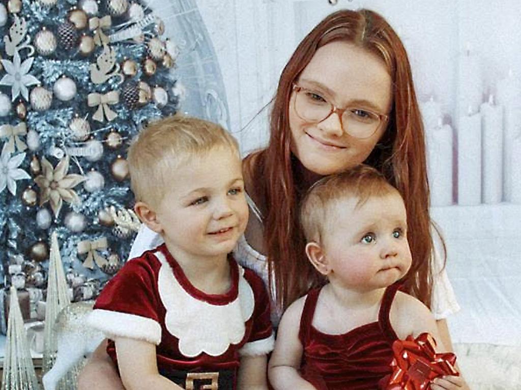 Upsized and Sharpened - Deanne Tingey with her two children, Benjamin and Winter. Winter was hospitalised with RSV when she was just six-weeks-old and is still recovering. Picture - Supplied