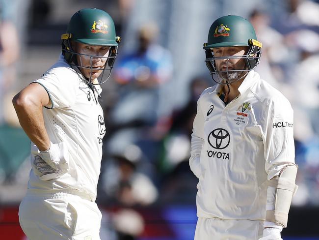 NCA. MELBOURNE, AUSTRALIA. 29th December 2024.  Day 4 of the Boxing Day Test match at the MCG .  Scott Boland and Nathan Lyon chat between overs    .  Picture: Michael Klein